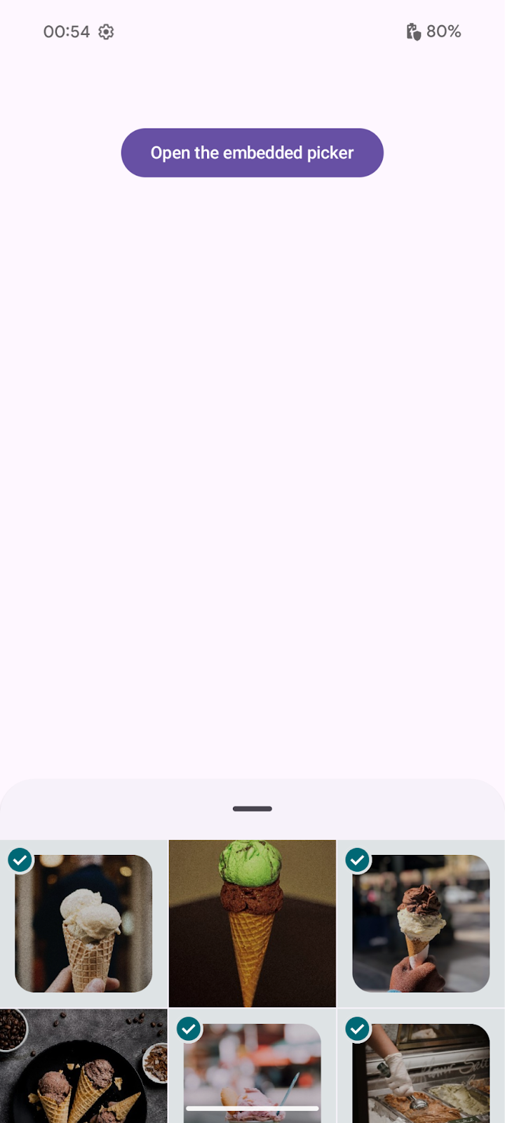 Photo picker screenshot without setting accent color